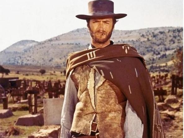 Clint Eastwood image from L'uomo senza nome spaghetti western coloured